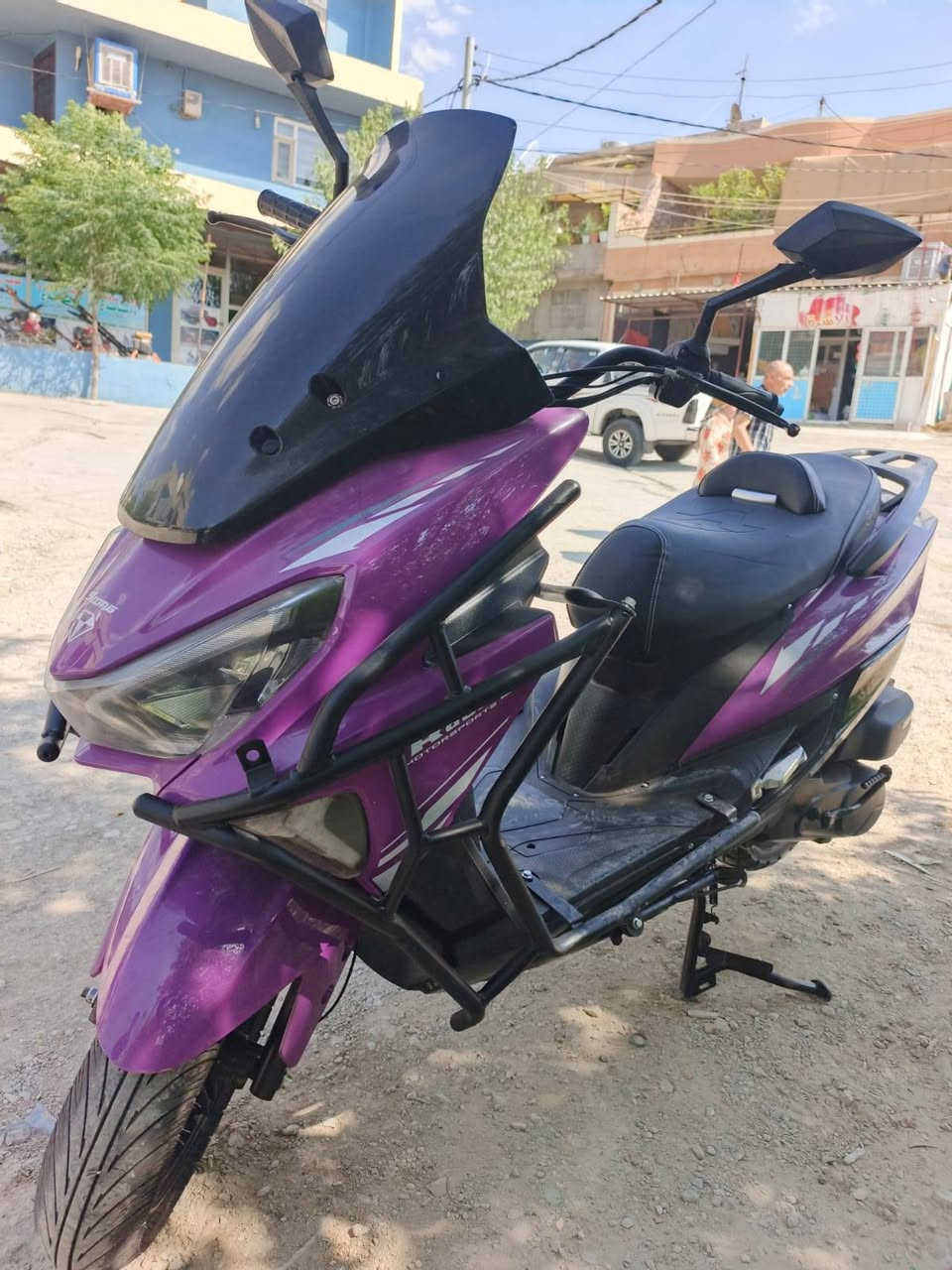 ​🏍️ ماتۆڕی ماکس (Max) بۆ فرۆشتن – مۆدێلی 2024
ماتۆڕێکی ناوازە و بێخەوش، دەتوانیت بڵێیت هێشتا سفرە!
​📌 تایبەتمەندییەکان:
​مۆدێل: 2024
​باری ماتۆڕەکە: زۆر پاک و بێ عەیبە، حسابکە سفرە.
​مەسرەف: دینارێکی تێچووی نییە و ئامادەیە بۆ لێخوڕین.
​گۆڕینەوە (موعامەلە): گۆڕینەوەش دەکەین، تەنها لەگەڵ ئایفۆنی مۆدێل 13 بە سەرەوە (بە مەرجێک زۆر پاک و بێ عەیب بێت).
​💰 نرخ و شوێن:
​شوێن: سلێمانی
​نرخ: 950 هەزار دینار (مەجالێکی کەمی تێدایە بۆ کڕیاری ڕاستەقینە)
​📞 بۆ پەیوەندی و کڕین:
​بۆ داواکردن یان زانیاری زیاتر، پەیوەندی بکەن بەم ژمارەیەوە:
👉 ***********
