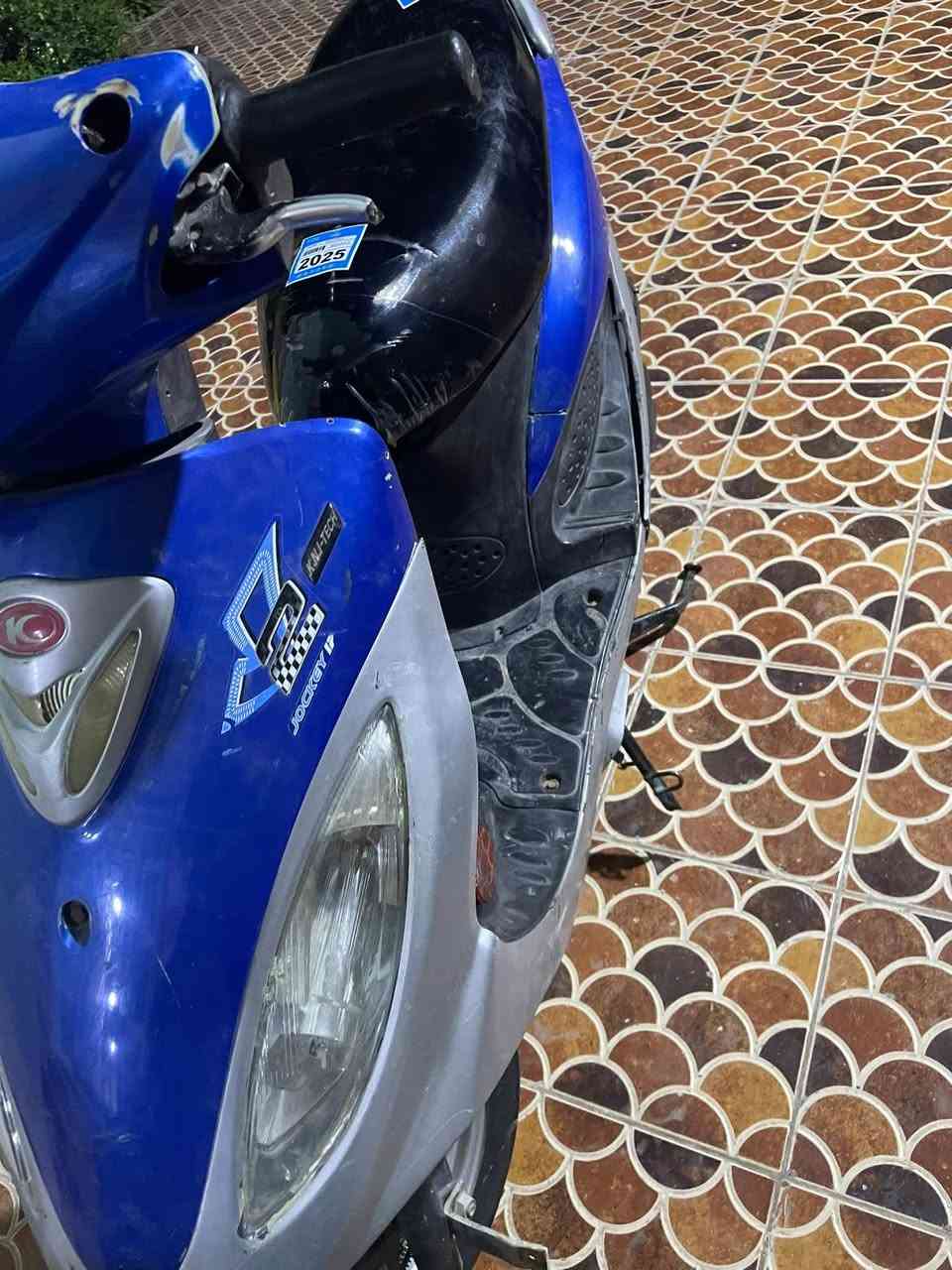 سلام عليكم 
كامكو v2 للبيع سعرها ٤٥٠ وبيها مجال قليل نضافه فول دراجه مبدل بيها بوشه فقط مكينه ١٥٠ فحل شرط دراجه خرسه اذا مو خرسه لاتاخذ دراجه عوزها فقط فيت بم طفت بيه بانزين وضليت الح عليها وعطل فيت بم دراجه ماعوزها شي ابد تواير جدد دبلات نضافه فول متواحد خاص او واتساب *********** المكان رفاعي سوك سعده
