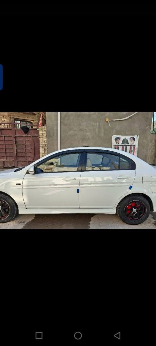 أكسنت خليجي موديل ٢٠١٠ السياره جاهزه تبريد كير محرك ١٦٠٠ تبريد ثلج صدر أمامي خلفي جديد اسلايت بسمي مكانها بغداد تقاطع درويش سونار موجود بيه صبغ فقط جاملغ لامامي او الخلفي بدون اي ضربه سعرها ٩٤ هاتف *********** أثير ***********
