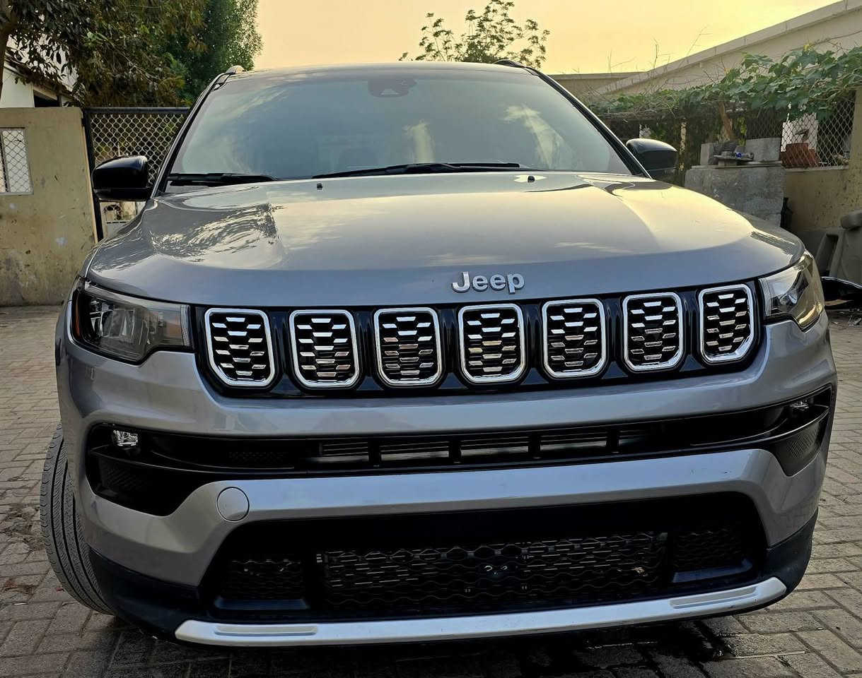 جيب كومباس 2024 لمتيت شكل جديد فول فول مواصفات ماعده فتحه ٢ بسمه فقط جاملغ امامي صبغ بدون دواخل 
سعر ١٦٥
***********   *********** أربيل, العراق
