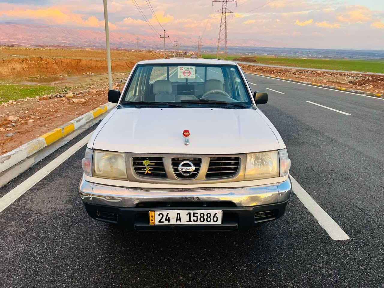 نيسان موديل2002 زيد
 سنوي رقمي هه زه ي تا ٢٠٣١ نوويه. 
چوارتايه ي نوويه. غاز وبه نزين
شاشه ئايپاد /ناوي نيه له حاسيبه به غا
گيرو مه كينه به شه رت ته بريد پاوه ر. 
بوياغ. ٢ پارچه و نيوي هه يه بيناوگرتن
نرخي ٨١ $ معامه لي كه م
***********
*********** كويسينجاك, أربيل
