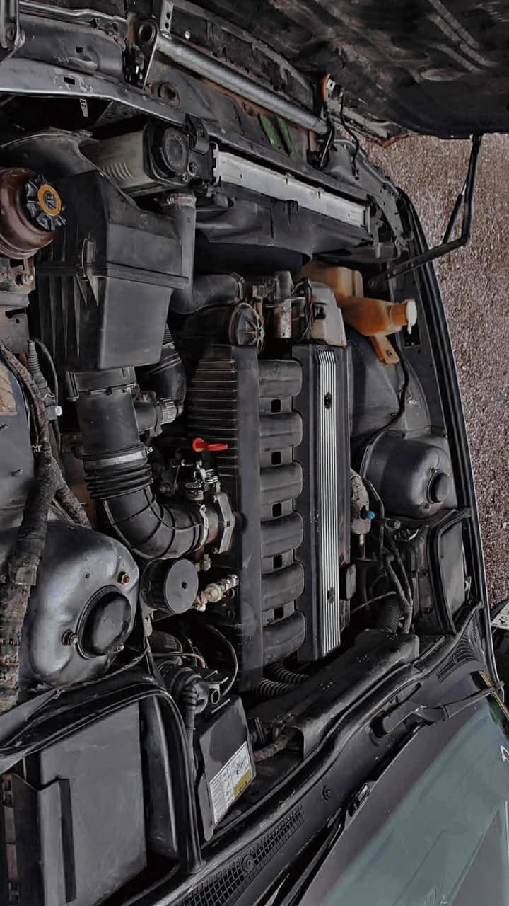 السلام عليكم ، ماشالله . بي ام 525IA
شرط كير اوتو شرط  تخم تاير جديد صدر امامي خلفي جديد 

1992 السيارة بلاديه صبغ جماليه بدون ضربه شرط رقم اربيل شرط 
اربع ويال و تايرات جديد شاد 
دبلات و ديسكات جديد 
ما بيه  ربع مصرف 
رقم اربيل 
سنوية جديد
ابشرط كلشي 
وياه كوبون بانزين
تحويل مباشر
تبريد ثلج ❄️ غرفه جلد لوك  لايت زنون 
السعر82 وبيه مجال شراي خابرني 
مكان السياره كفري موشراي لادوغني 
رقم موبايل ((*********** ))
