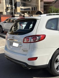 بيع فقط ونقدا  للبيع سنتافي خليجي على ايد وحده موديل ٢٠١٢ ماشيه ٢٧ الف...
