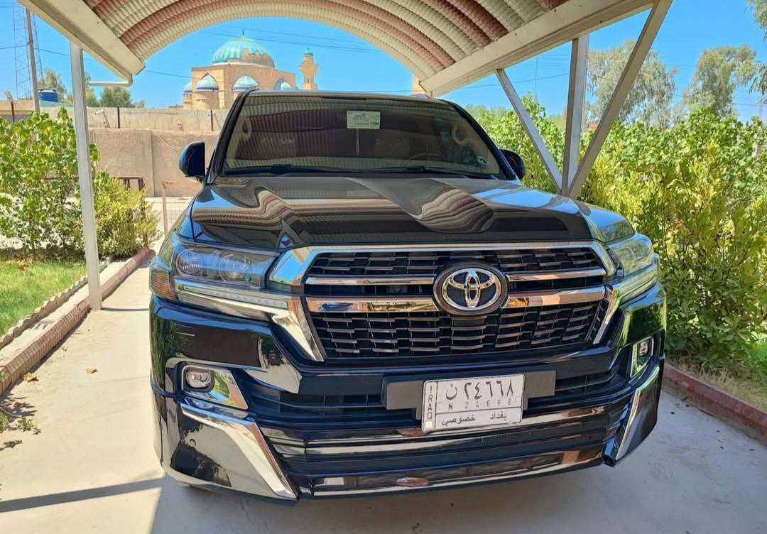 لاندكروز 2021 GXR ساز كراند تورنك مكفولة كفالة عامة  .. فتحه سقف - محرك V6 سلندر - 8 ايرباك - بصمه + بصمه ابواب - 3 شاشات - صندوق كهرباء - كشنات جلد اصلي  - كشنات كهرباء 3 حركات - كيجات ليزري - مري شفط - تشغيل عن بعد - دبل ماوس - حساس امامي وخلفي  السعر ( 615 )
للاستفسار ***********
