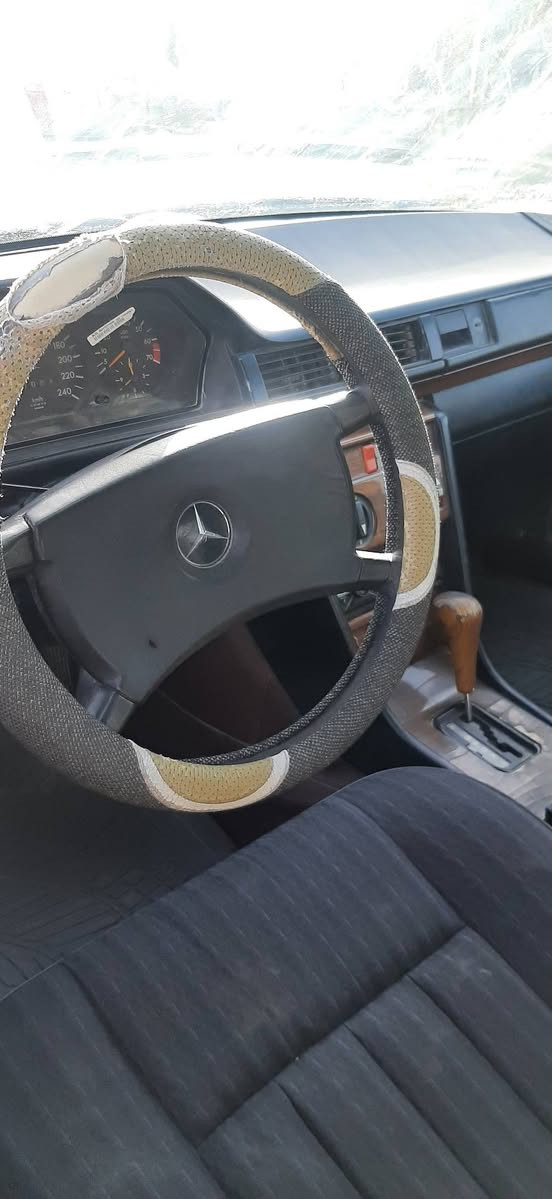 مكلف بالنشر
للبيع فقط 

مارسيدس 1989 دب
230E
‎گير ومحرك بطه شرط
رقم نينوى
 الماني ر بس مو مستلم لوحات 
مصبوغه عام  
تبريد + تدفئه 
ما يشتغلن
كشنات جلد 
كهربائيات شغاله 
السياره بيها نواقص بسيطه 
سعرها 25 وبيها مجال 
مكاني صلاح الدين ببجي المسحك
***********
***********
