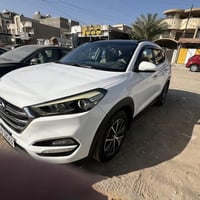 توسان ٢٠١٧ • ماشي ١٧٨٠٠٠ • محرك وكير مكفولات