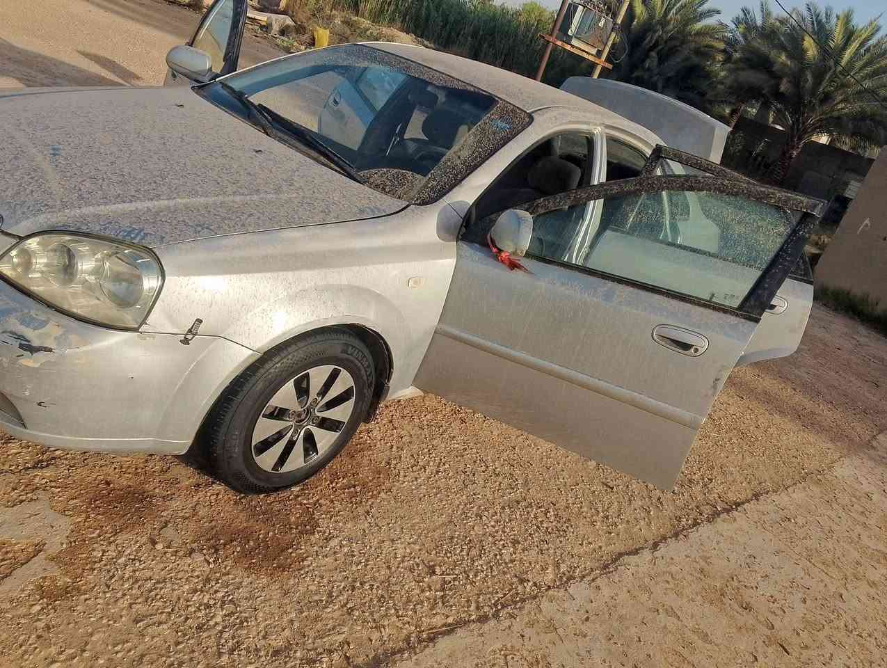 السلام عليكم فورنزه للبيع موديل 2005 سيارة جديده خير من الله ماتصرف عليها ربع سعرها 55 وبيها مجال *********** مكاني مجمع حطين
