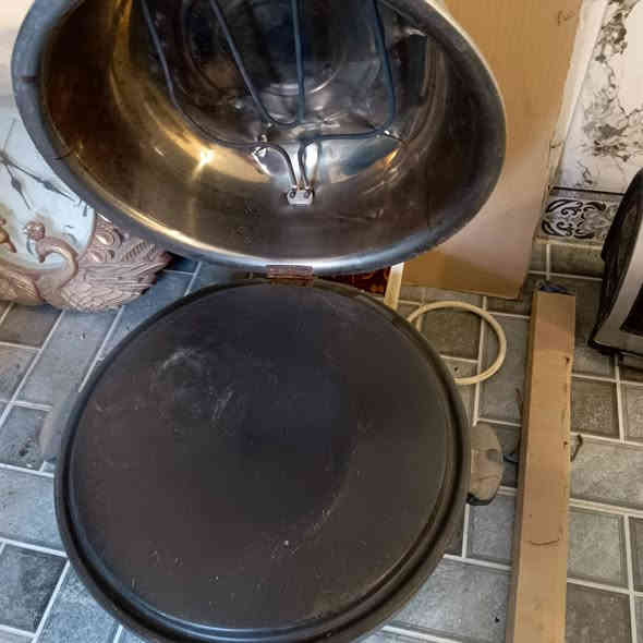 سلام عليكم عندي شبكة إنترنيت حديث كامله للبيع سعره 120الف+تنور كهرباء سعره 25+غلايه فنكر كهرباء سعره 20 العنوان ناصريه مركز هذ رقمي للتواصل ***********
