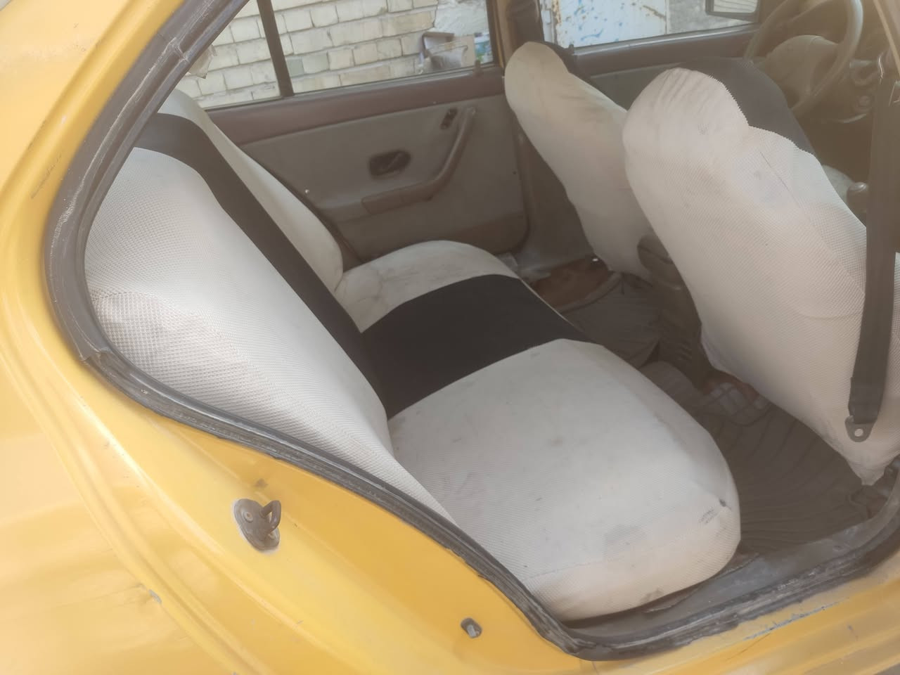 السلام عليكم سمند 2011 مكينة كير خير وبركة كلشي جاهز بيها مصفرة هية وغرامات باسمي  سعرها 35 تحويل ثاني يوم نضافة مثل ما موضح بل صور مكاني بغداد شعلة هاتف ***********...***********
