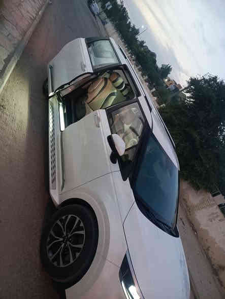 السلام عليكم
كيا كرنفال 
موديل 2023  خليجي ماشيه 20 لف
محرك 3500 
6 سلندر 
لون صدفي 
بصمه ابواب 5
كامرات امامي  خلفي 
حساسات امامي خلفي
وقوف ذاتي 
3 قطع تبريد
7 راكب سياحي 
السياره مكفوله حتى من الشخط بعدهي بحاله لزيرو 
مكانها السماوه  سعر 395 وبييهه مجال 
***********
