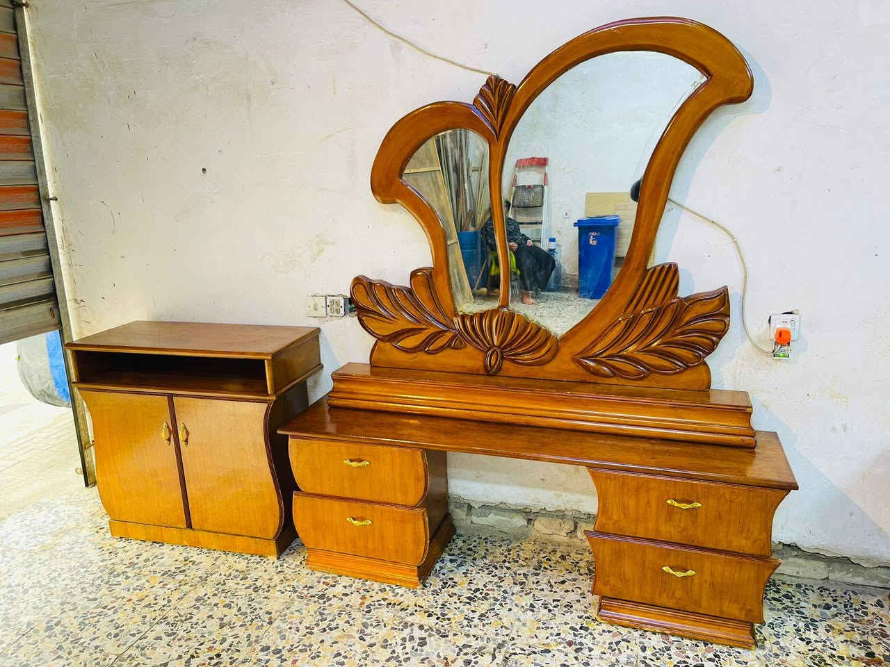 غرفه أم الخمسه صاج سعر ٥٨٠ مكاني بغداد مدينه الصدر واتساب ***********
