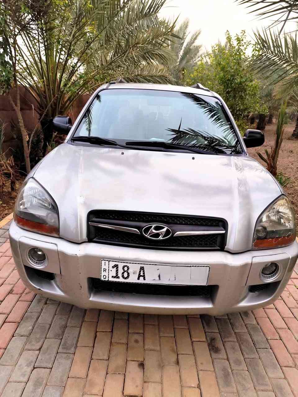 سلام عليكم
من رخصت الادمن
توسان 2009 للبيع 
خليجي 
رقم انگليزي 
بابل
سنويه 2031
هزه جديده
بئسمنه 
تحويل ثاني يوم 
مكينه وكير جديد
تدفئه وتبريد شغال
بيه كارت مثل مموضح بل صوره 
وبيه بارد بحافه البنيد 
بيه جراد قليل
السياره نضيفه مال جناي 
السعر 116 او بيهه مجال 
العنوان: كربلاء طويريج 
التوصيل علا الخاص او الاتصال بل رقم: ***********
