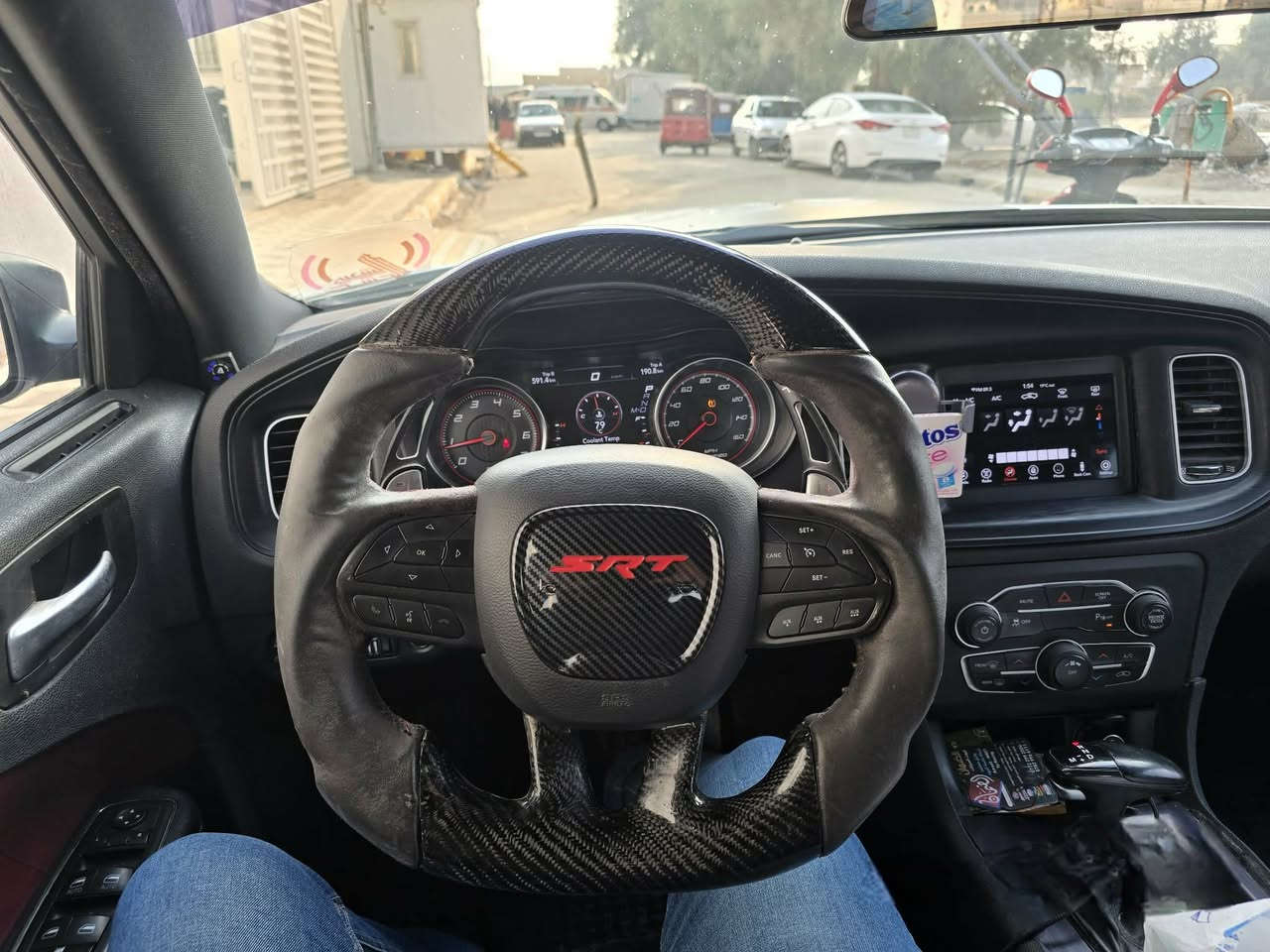 دودج جارجر
٢٠٢١ 

رقم بغداد دولي بأسمي

بوليسي هيمي تو ويل

محرك ٥٧٠٠

ماشيه ١٣٣ الف كيلو متر

منظومة غاز تانكي ١٠٠ لتر 

يعني تنسه الصرف 

مواصفات بوليسي عاديه

كشن حضن

كشن سائق كهرباء

تدفئة كشنات امامي

دوشمه جلد اسود وكنتارا ابيض وصخ😅 

كامره خلفيه

دركه كاربون فايبر 

شاشه كار بلي وسط

عدسات ليد ماتركس دبل عدسه

بدون فتحه وبدون بروجكتر بالتكمه

فتحه وحده بالسقف مصلحه

ويل ١٨ 

حادثهه خلفي 

 وجنطه مبدله

جاملغ مصلح

بيهه تعديل شاصي خلفي جهة الراكب قليل

وبيهه ضربه بالجامغ الامامي بسيطه والجاملغ ع وضعه بعده تعديل ايد فقط

بنيد فتحه وحده

ادامه كامله للمحرك

 نوزلات وقايش ورولات كله جدد

عبوه جديده

واتر بم جديد

غرفتهه الداخليه يرادلهه شويه ترتيب مالي خلك اسويهه

حداديه نص عمر 

مكاني العماره

السعر ١٧٥

***********

حادثهه موجود واكيد الكل يعرف البوليسي يجي حادثهه قوي

الجماعه هناك يوكفون سيارات بيهه ومسويهه تصادمات😅😅

 والي ماتعجبه السياره فدوه جوه رجليه وكل الهلا بيكم اخوان

