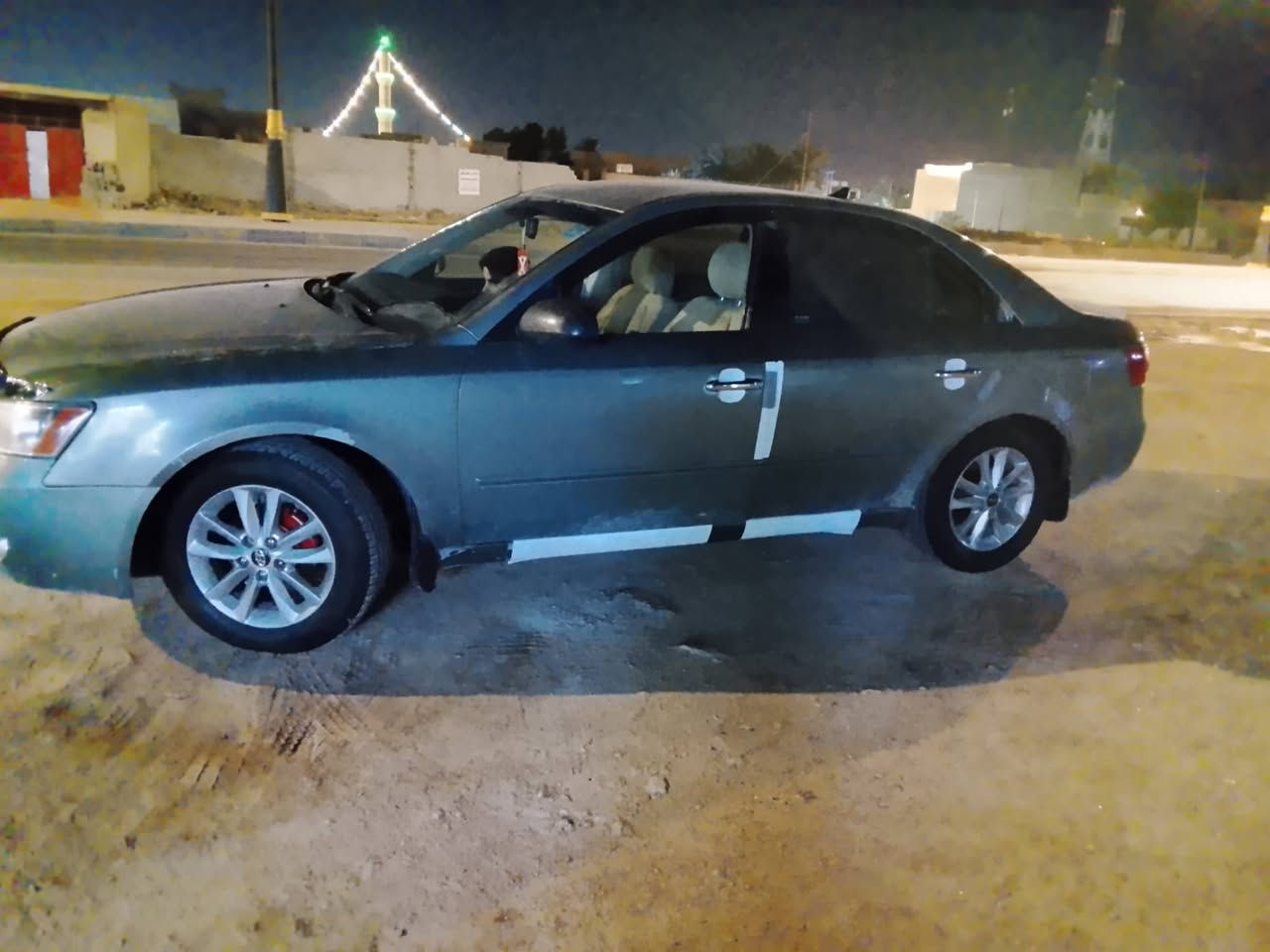 سلام عليكم من رخصت الادمن للبيع او مراوس سوناتا موديل 2008 مصبوغه احزام ليبل واحد كير ومحرك وصدر خير من الله محرك 2400 رقم انبار انكليزي سعر 90 وبيه مجال قليل مكان السياره فلوجه النساف هاتف ***********
