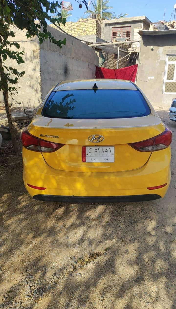 السلام عليكم النترا امريكي ١٤ شكل ال ١٦ السياره جديده رقم بغداد السياره جاهزه من كلشي حداديه جديده وتبريد وتخم تاير ودوشمه كشنات وارضيه كهربائيات كلها شغاله ما نقصها برغي حداثها جاملغ وبنيد فقط مبدلات مواصفات نص فول ما تخسر عليها ربع السياره جديده استخدام شخصي ماشيه ١٤٧ حقيقي فقط 
سعرها ١٠٦ مكانها بابل قرب العلويه شريفه 
***********
