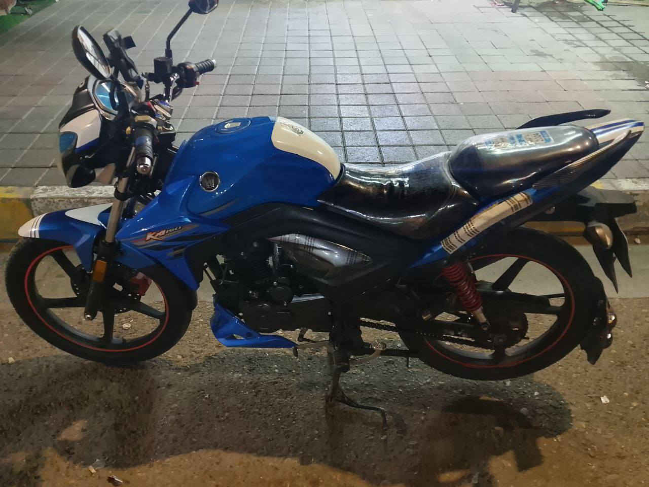 السلام عليكم. 
هاوجي

موديل 2020

مسجل كامل 

رقم اجنبي 

تحويل ثاني يوم. 

دراجه. خير من الله 

سعر ل دراجه ب14ونص
مكاني رمادي الاسكان القديمه 

***********
