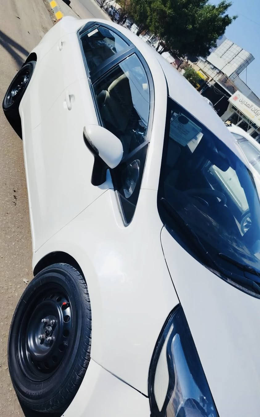 السلام عليكم ريوللبيع مديل 12 مضلّع سياره جديده وجاهزه من كلشي مكينه 1600 مانقصها شي مصبغوغه عام لاجماليه بدون اي ضربه داخليه مكفوله من مكينه وكير وحداديه مكاني نجف السعر 69 وبيها مجال ***********
