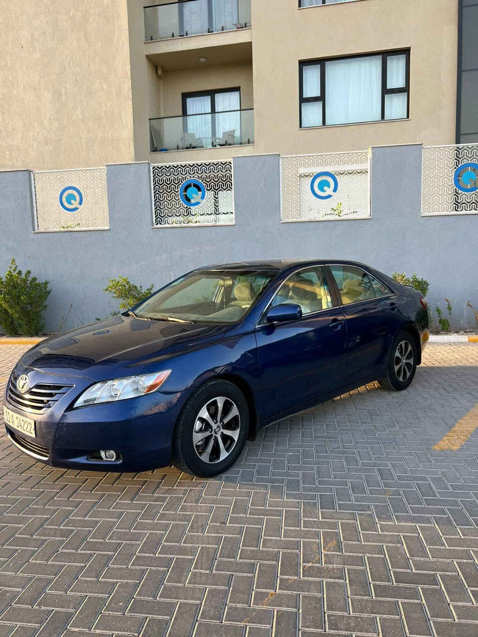 سلام عليكم للبيع كامري مديل 2007 وارد امريكي حادثه جاملغ خلفي وبيه صبغ عام اثر جراد بدون حادث ولا دواخل مكينة كير صدر تخم تاير كله جديد تبريد ثلج سياره حلوه جاهزة من جميع نواحي رقم بغداد دولي تحويل مباشر مكان بغداد حي الحسين مقابيل لبانزين خانه مال حي العامل سعر 83 وبيه مجال للطيبين رقمي ‏‪***********‬‏
