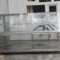 ميز جام • ميز مطعم • حلويات