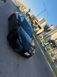 للبيع كامري 2025 هايبرد وارد امريكي  حادث بنيد+ جاملغ  رقم بغداد بأسمي...