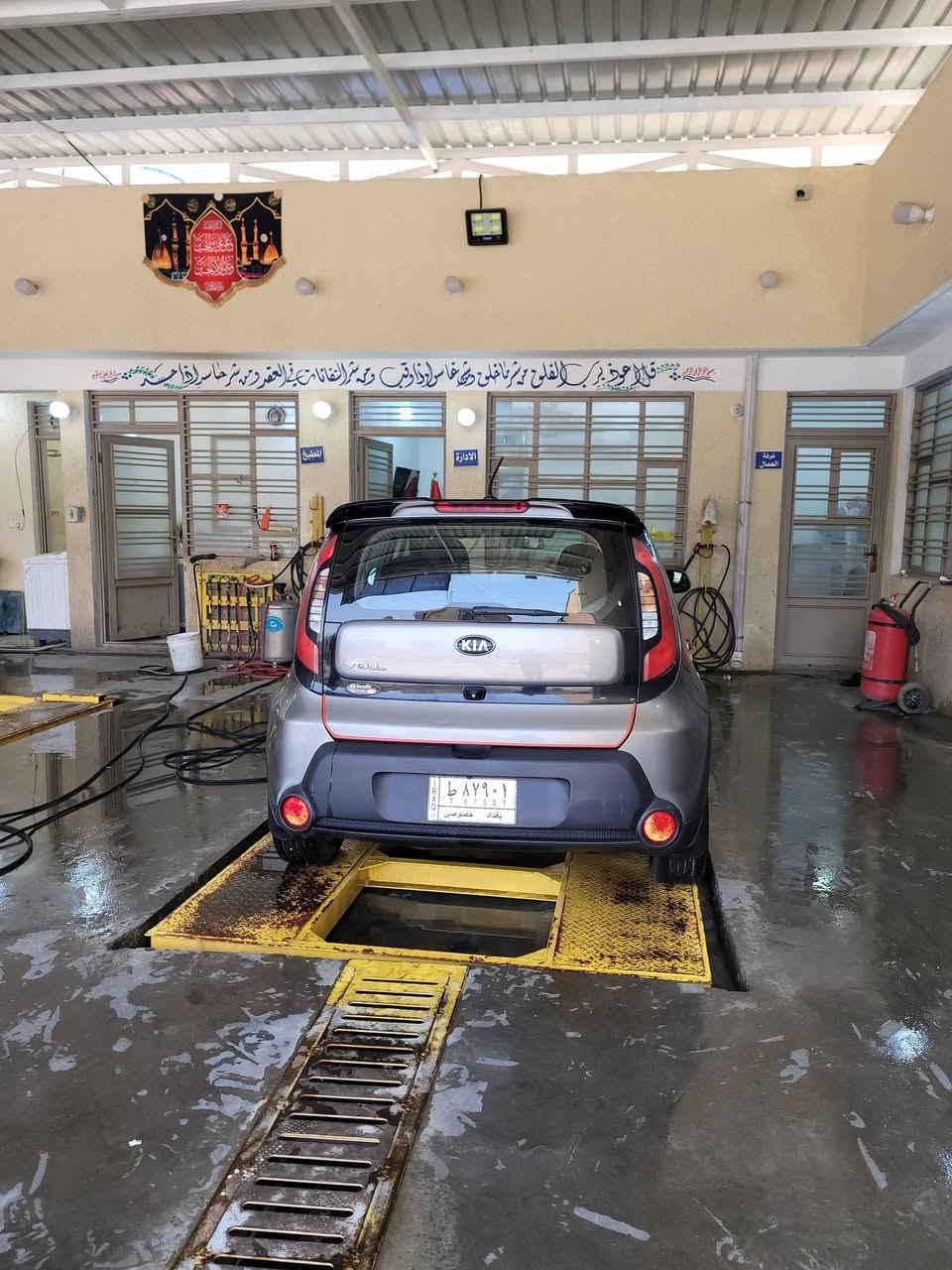 السلام عليكم 
كيا صول 2015 للبيع رقم بغداد مصبوغه حزام استخدام شخصي عارضها ب90 وبيها مجال قليل
***********
