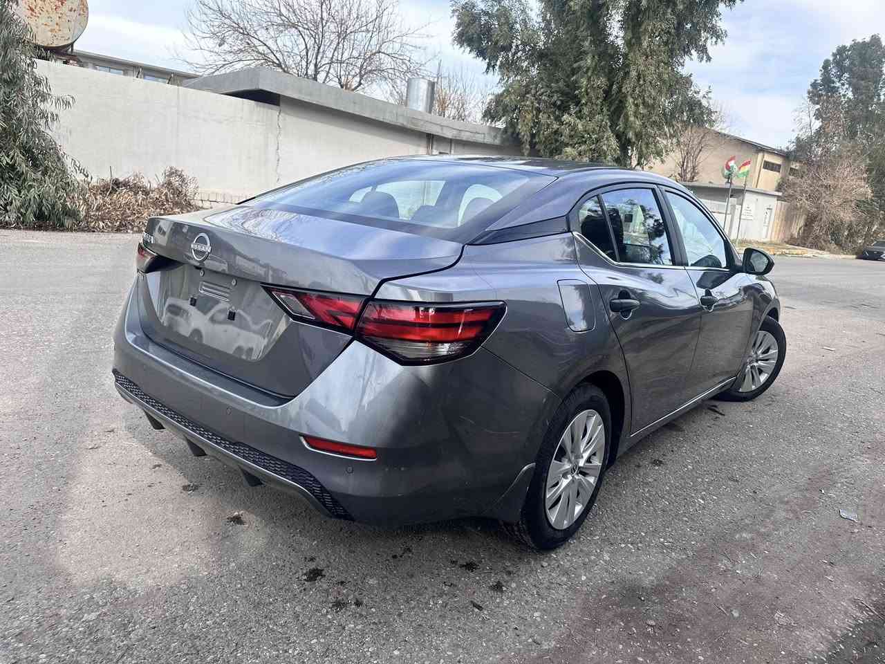 سلام عليكم
نيسان سنترا
موديل2024
مواصفات (S)
حادض جملغ  خلفي+باب خلفى =صبغ
بيدون دواخل 
سعربلاششش🔥
مكان سياره اربيل 
واتساب +كورك***********☎️
