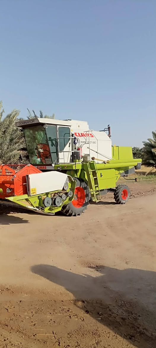 حاصده كلاس للبيع موديل 18حره ستلام 2024مشتغله موسم واحد
***********
