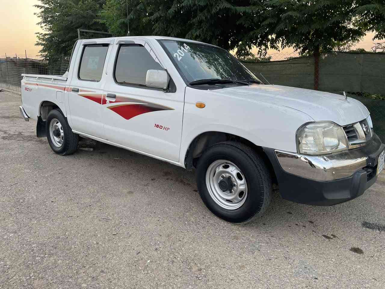 نیسان ٢٠١٤ سەنەوی بەس تەحویل ناکریت
گیرو مەکینەی بەشەرت 
چوار تایەی لۆکی بۆ بەستراوە  
عەینەو کلاجی لۆک بۆ بەستراوە
تاقم پیش و دوای کامل  گۆردراوە 
شانیکی داداوە  و پەلە پەلە بۆیاخی هەیە  من بە عام  ئەی فرۆشم   سەیارەی معرەز نیەو هی دەس خۆمە  
یەک دوسەو پەنجا دیناری  مەسرەفی  تیا نیە  
مالی ئەوەیە بیدەی بە دۆستو  ناسیار 
نرخشی 78  گلاو مەعمەلە 
***********
***********
