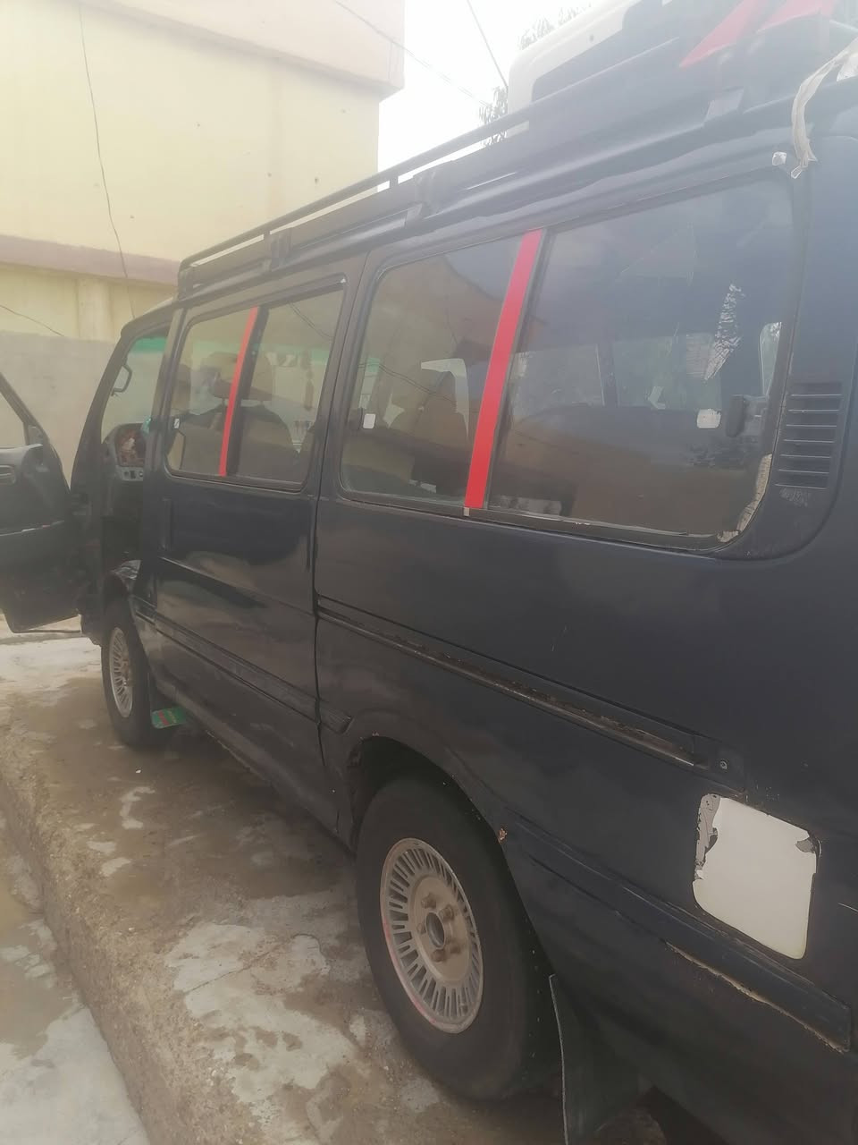 بيع او مراوس مكينه كاز 2700 بنكو اي بخار ماكو العنوان ديالى دلعباس تبريد شغال ***********
