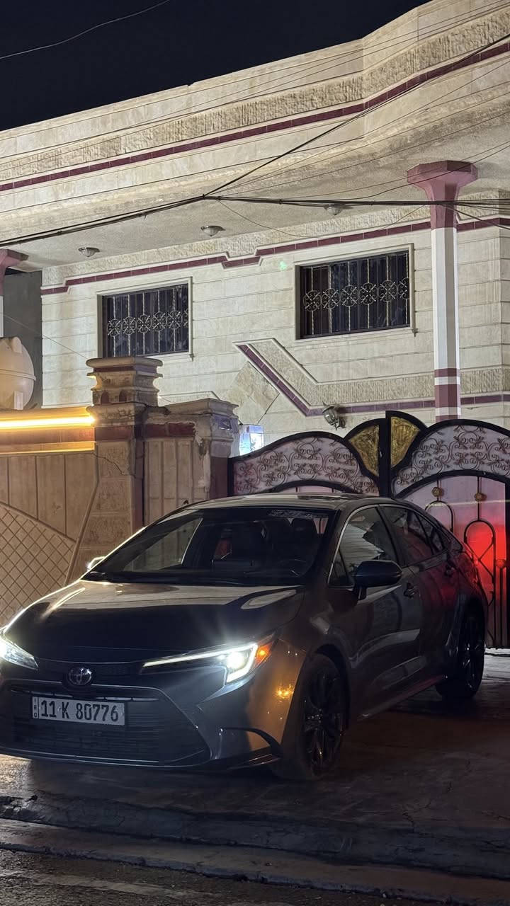 كورلا xle 2023 هايبرد                                                            
حادثها موجود بل صور وبيها كلير من امريكه اثر شخوط جاملغ وبنيد 142$ 
***********
