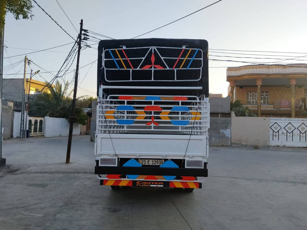 كنتر موديل ٢٠١٦ محسن رقم سليمانيه 
تحويل ثاني يوم سياره جاهزه لشغل خير من الله
تانكي ٢٠٠ لتر    تجي وتشوف بعينك كير محرك تبريد خير من الله  تفاصيل أكثر اتصل على الرقم *********** مكان السيارة ديالى جلولاء  تخم تاير جديد مكفوله السيارة
