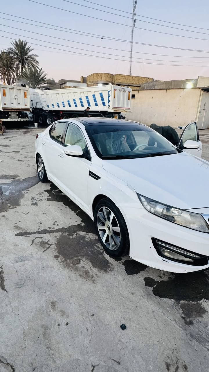 السلام عليكم اوبتما 2011 خليجي مكينه 2000 دوش 
مواصفات فول 
بصمه 
بنوراما 
أشاير بالمري 
شفتات ستيرن 
مري شفط 
سياره رقم أربيل جديد دولي بسمي 
١٢٥ وبيها مجال 
مكاني بابل 
السونار مرفق بالمنشور .

***********
