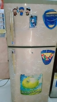 ثلاجة • كلمن