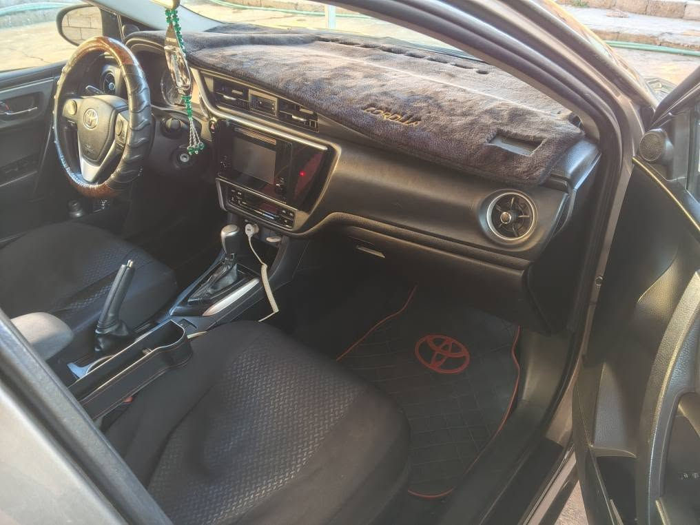 كورلا 18 ضرر بنيت فقط بدون دواخل وبدون ارباك ماشيه 98 سنويه هزه كلشي جديد سعر 135 وبيهه مجال *********** كركوك, العراق
