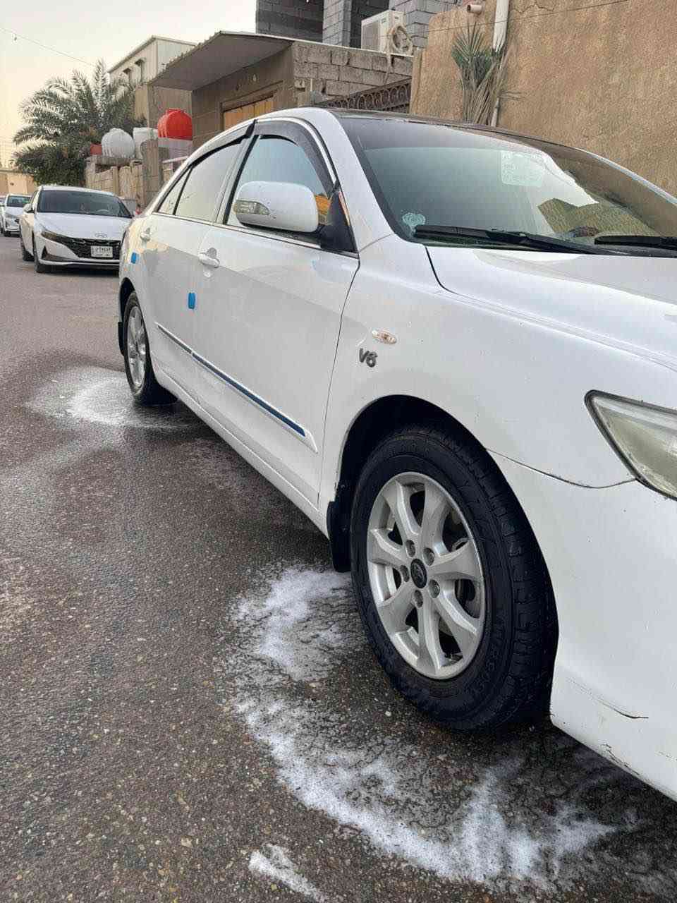 السلام عليكم كامري 2009 خليجي GLX لون ابيض فول مواصفات رقم بغداد مشروع وطني بأسمي تحويل ثاني يوم مكينه وكير وحداديه جاهزه منضومه تبريد كلها جديده ثلج غرفتها جديده تخبل السياره كفاله ضربه وصبغ وتبديل فقط طختين كلش بسيطات وما مبينات ابد سياره جديده وع أيدي فول مواصفات فتحه كشنات كهرباء شاشه اندرويد برده خلفيه تبريد قطعتين السعر 105 وبيها مجال قليل وهذا رقمي *********** مكاني بصره البصرة, العراق
