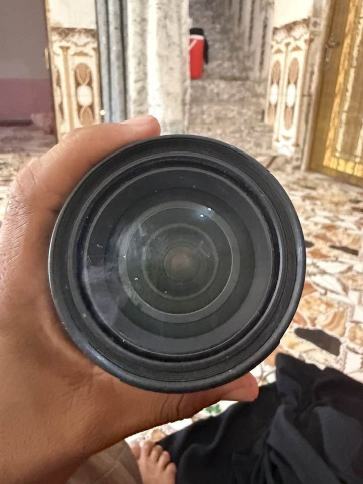 عدسه 85  ملم متحركه فول فريم عديه غنيه عن التعريف. للبيع مكاني رفاعي للستفسار ***********.  سعرها 350. الف
