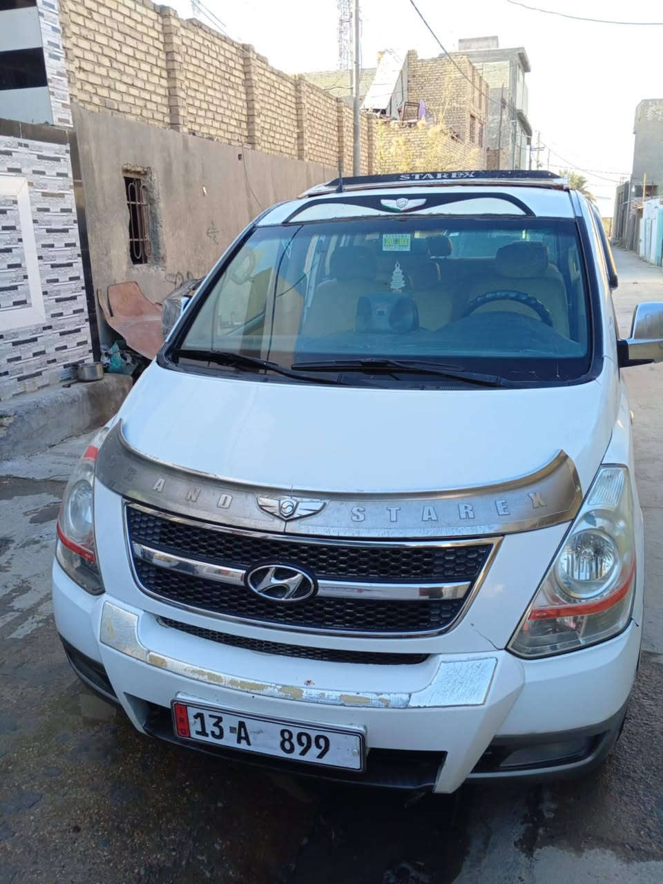 السلام عليكم ستاركس موديل 2011محور مسكر السيارة مال جناي بيهه صبغات مصغرة هيه ضريبه  ومرور مكان بابل القاسم وهاذه رقمي ***********
