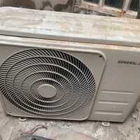 سبلت طن ونص للبيع بس القطعه الخارجيه عطلانه 07825992054