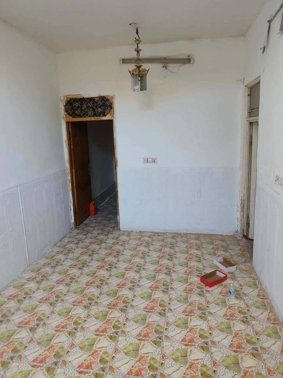 (ع.. 397 )
بيت للايجار  (100 متر) حي الوفاء مقابيل الجزيره قرب جامع فاطمة الزهراء
سعر الايجار  300 الف 
يحتوي على طابق واحد
غرفه  مطبخ   صاله  استقبال


**إذا كنت صاحب هذا الإعلان وتريد حذفه لأي سبب، رجاءا أرسل رسالة إلى الدعم الفني**
