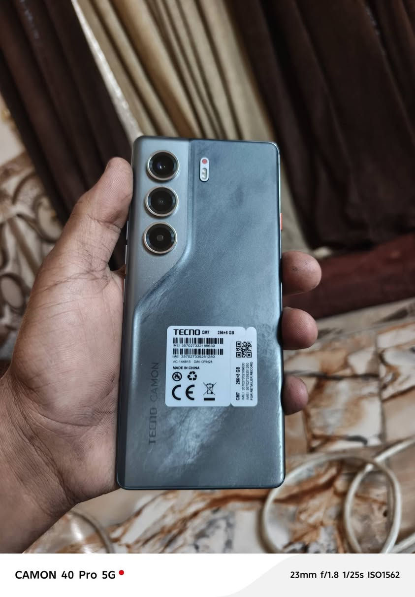 لل مراوس تكنو كامون 40 برو 5G جديد ذاكره ٢٥٦ عشوائيه 24 شاشه 144 هيرتز بوبجي ٩٠ فريم ويجي ضد لل مراوس شعندك نزل  تفاصيل رقم ***********
للعلم مراوس والفرق
