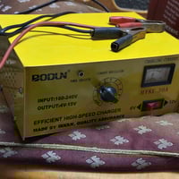 شاحن بطاريات • سيارات ودراجات • يناسب الكل