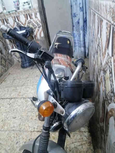 دراجه دايون موديل ٢١ عله فحص اوراقها ضايعه بيها مكاني نجف مسوي راعيها بدل ضايع ومكاتب مكتب عنه سرقه ٧٥٠ الاستفسار ***********
