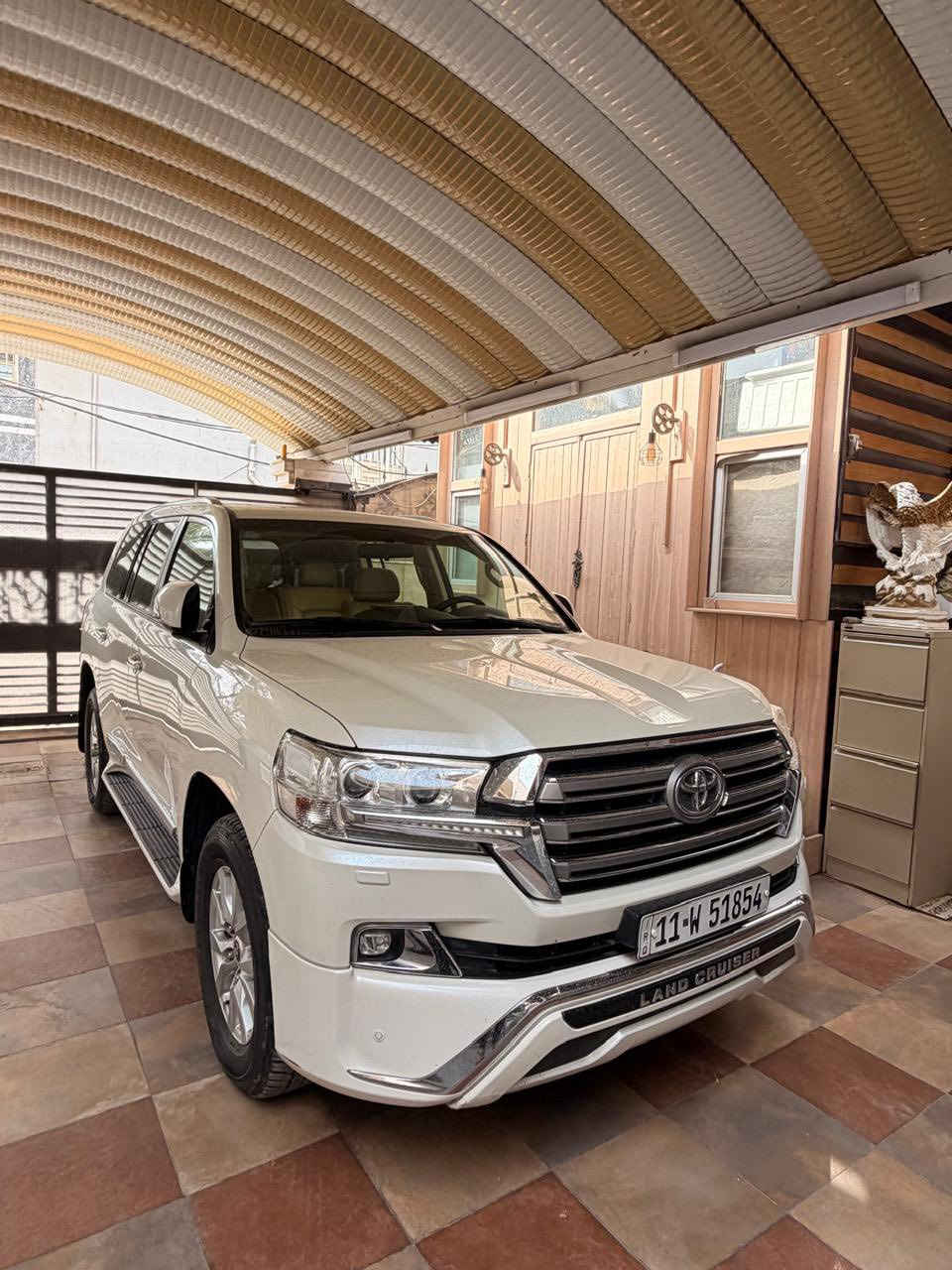 السلام عليكم لاندكروز 2017 للبيع
سياره بريم اصل
ماشيه 142 km
شحن لاسلكي معروفه مواصفات لاندكروز
رقم بغداد بسمي تحويل مباشر
السونار مرفق مع الصور
السياره جديده بمعنى الكلمة بلنسبه لموديلها
للاستفسار ***********
