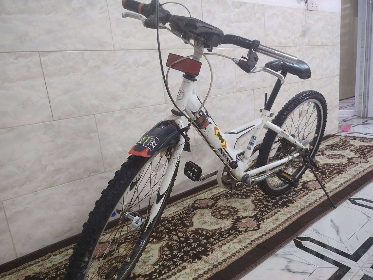 بايسكل للبيع
كير شقال- نضيف - السعر ٤٥ وبي مجال


**إذا كنت صاحب هذا الإعلان وتريد حذفه لأي سبب، رجاءا أرسل رسالة إلى الدعم الفني**