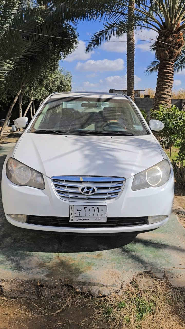 السلام عليكم النترا للبيع موديل 11 شركة الكاصد سياره خير من الله بيها اربع قطع وابيع حزام محرك 2000مكفول للاستفسار ***********
