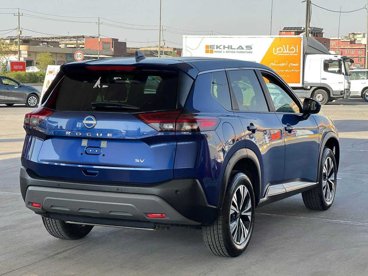 نيسان روج 2023
ضرر:بنيد صبغ بيدون دواغل 
سعر133مجال
بيها قتعتين كلير امريكي 
مواصفات 
بصمه 
شاشه 
كاميرا 
رادار 
حساس 
ويل كروم 
تحكمات ستيرن 
تحديد سرعه 
بعد بيها هواي مواصفات 
مكان اربيل 
***********
*********** أربيل, العراق
