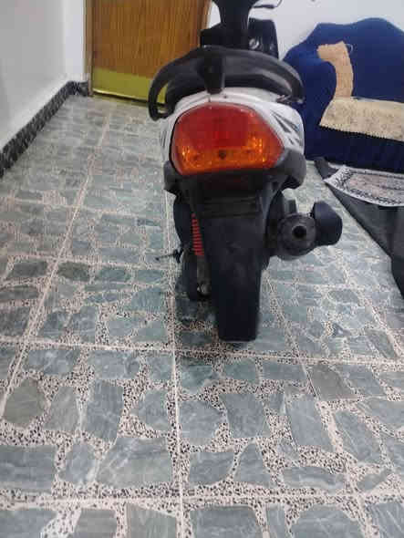 السلام عليكم ورحمة ماكس عدله للبيع الدرجه كلش نضيفه السعر ٥٠٠ وبيه مجال المكان بغداد الجديده يم الملجه الرقم ***********
