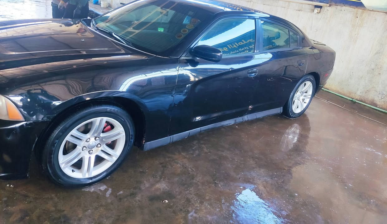 اللهم صل على محمد وال محمد. جارجر 11 كفاله فقط فتح باب والباقي كفاله مكينه وكير تخم تاير حداديه سلف دينما باترتي كله جديد سنويه صاقطه السعر ١٣٠ وبيها مجال العنوان ديوانية قضاء السنيه ***********
