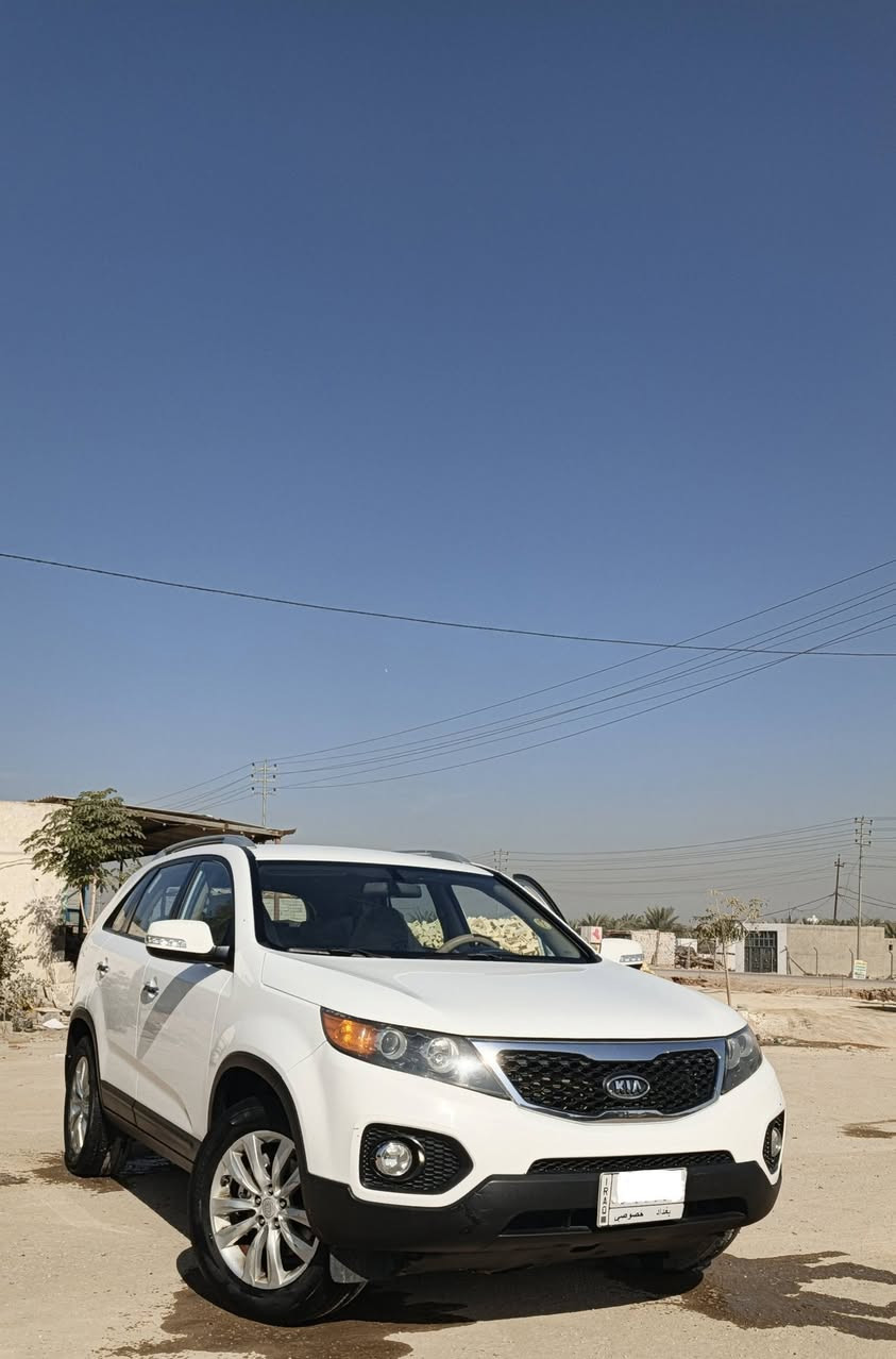 سلام عليكم سورنتو 2012 خليجي 2400 (4)سلندر اشاير بل المري تحكم ستيرن مثبت سرعه ويل 18 ثلاث قطع تبريد سبعه راكب   ما شية 160 مكفولة ما عداا الي موضع بل للصورة الأستفسار ***********
