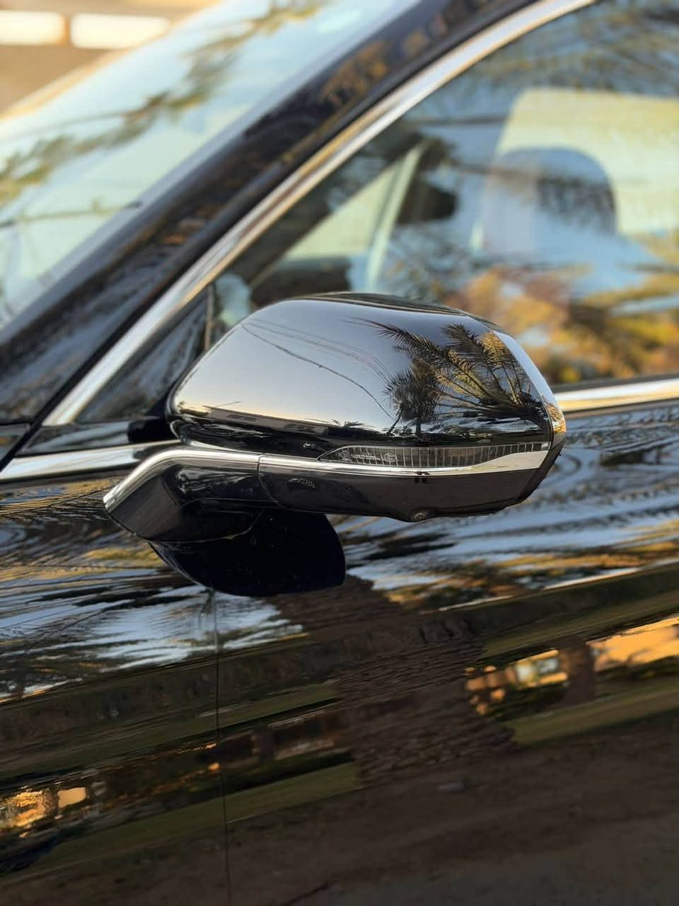 هونشي HS5
موديل 2025 

فول مواصفات 1/1

العداد 5000km 

ضمان سبع سنوات وسبع تبديلات زيت مجانيه وسبع خدمات من الوكاله ***********
